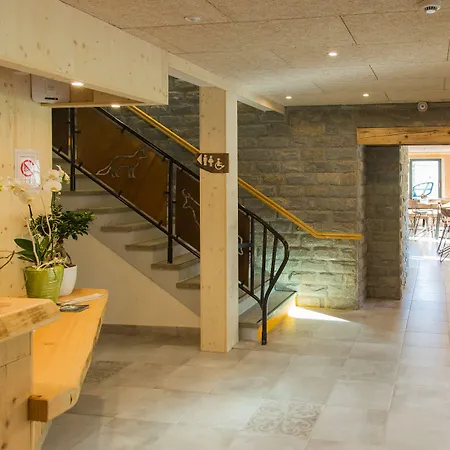 Lejlighedshotel Domaine Du Hirtz, Restaurant & 3*