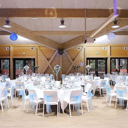 Domaine Du Hirtz, Restaurant & Apartmanhotel 3*