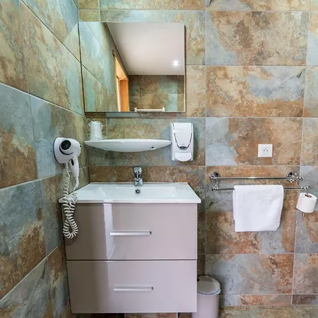 Domaine Du Hirtz, Restaurant & Lejlighedshotel