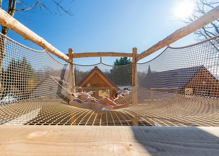 Domaine Du Hirtz, Restaurant & Aparthotel Wattwiller